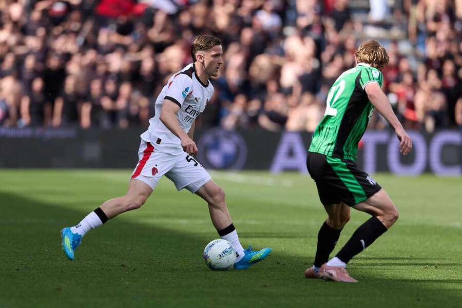 Sassuolo vs AC Milan (20:00 - 03/05)